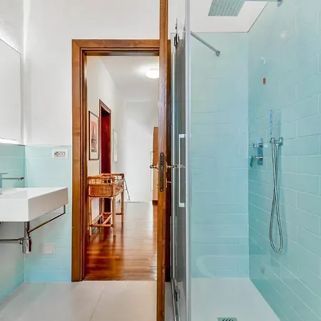 Annie Villa Forte dei Marmi