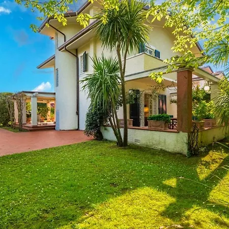Villa Annie Forte dei Marmi